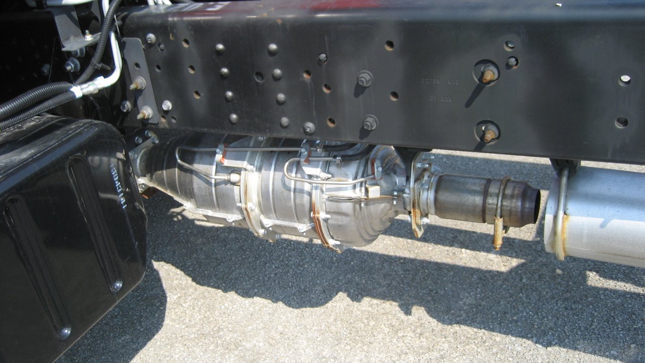 Cordierite diesel particulate filter mounted on a 2008 GM C7500 diesel truck