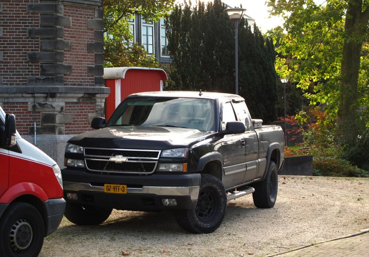 2006 Chevrolet Silverado 2500 with a 6.6-liter diesel